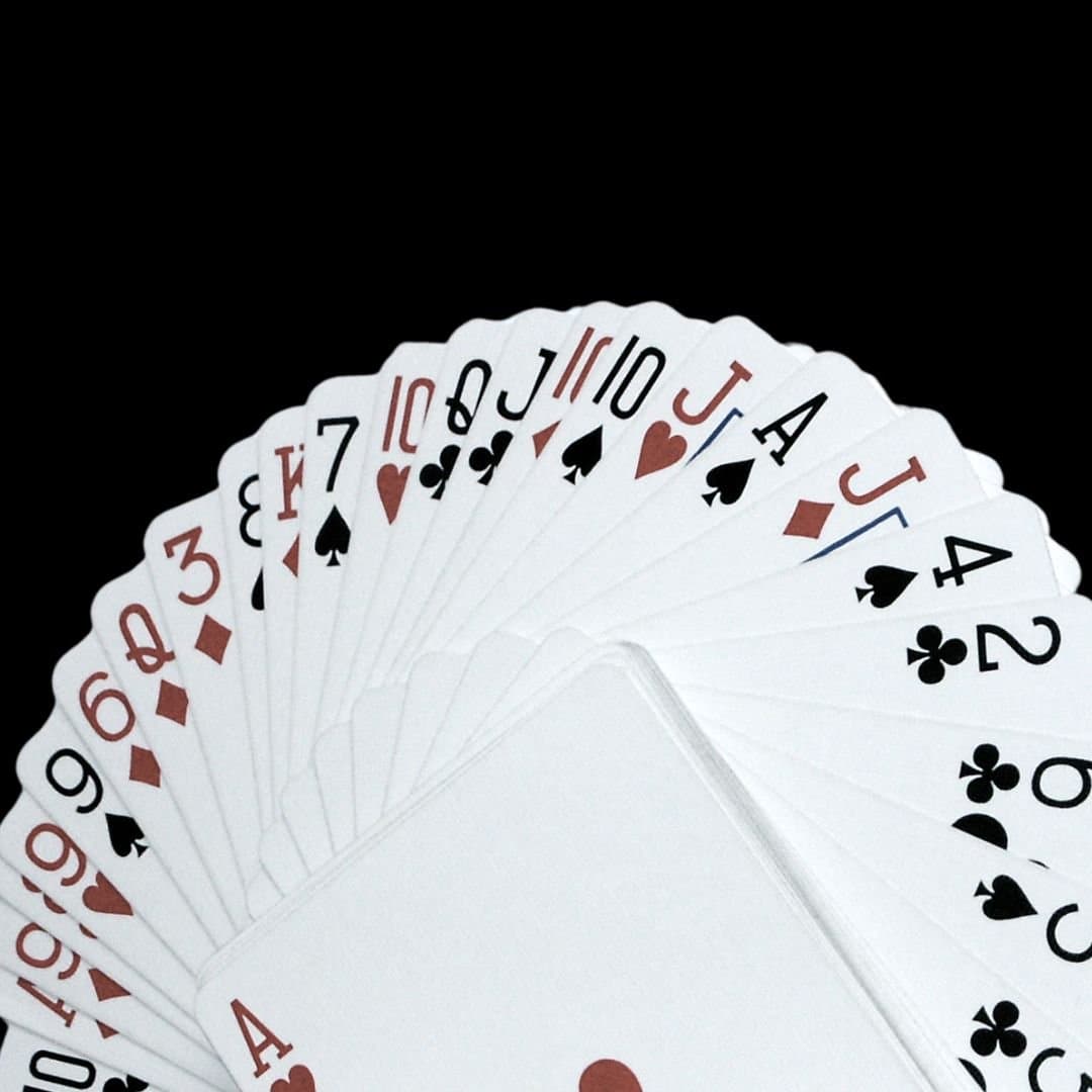 Jacksonville magician performing close-up magic